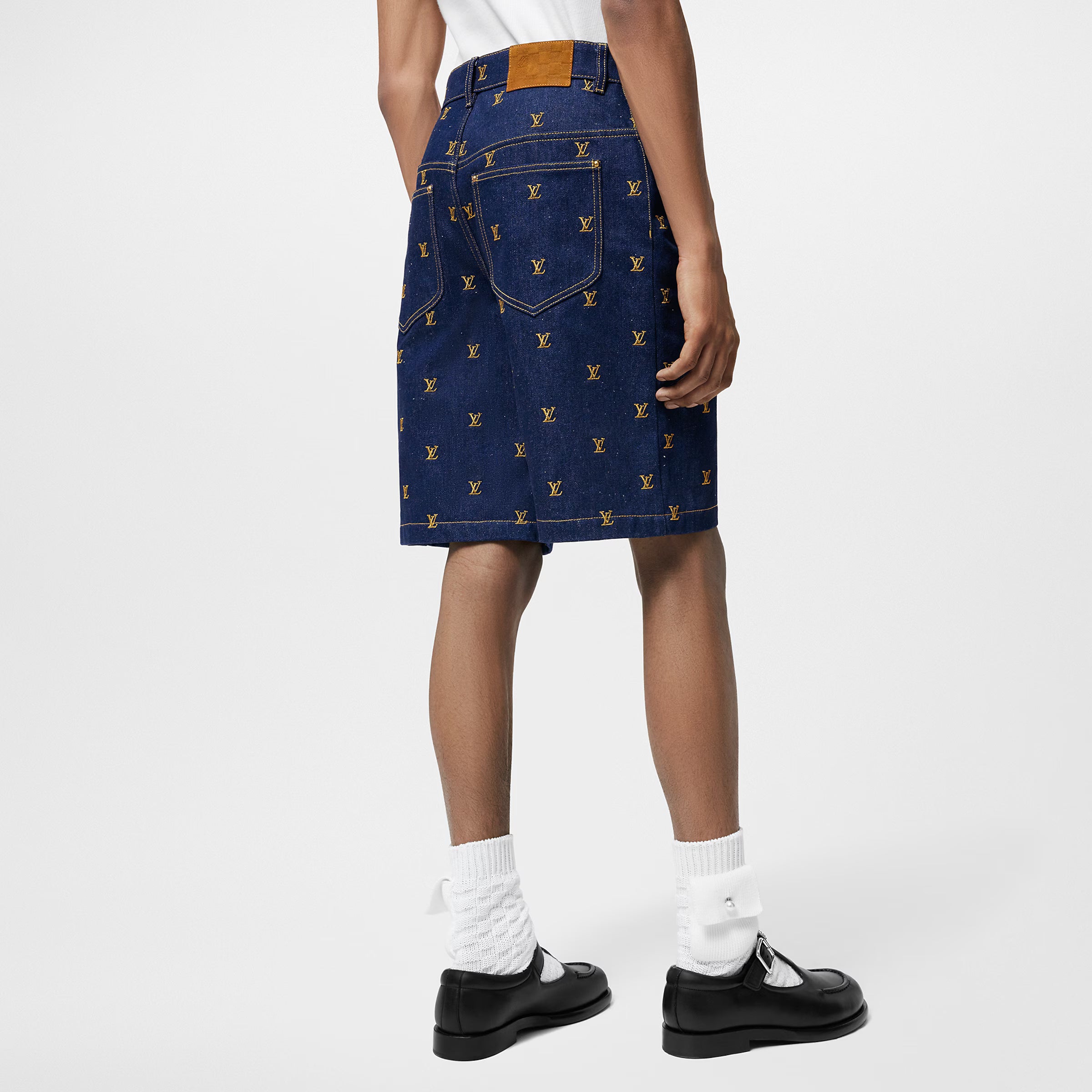 LV Embroidered Signature Denim Shorts 035